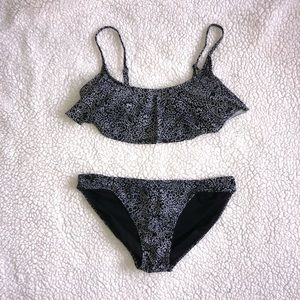 Old Navy black printed swimsuit size large